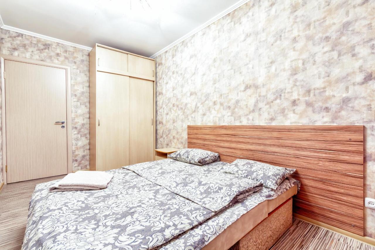 411 Lighthouse Apartments Arbat - Traveler'S Choice الماتي المظهر الخارجي الصورة